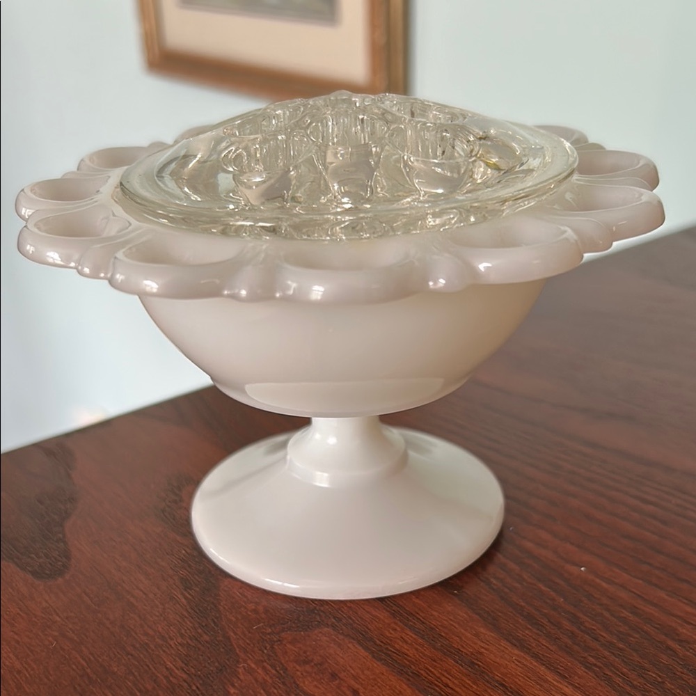 Milkglass Rosebowl Compote Dish with Frog Flowerfrog